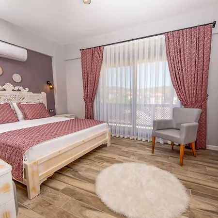 W Pool And Garden 10 Min To In וילה *